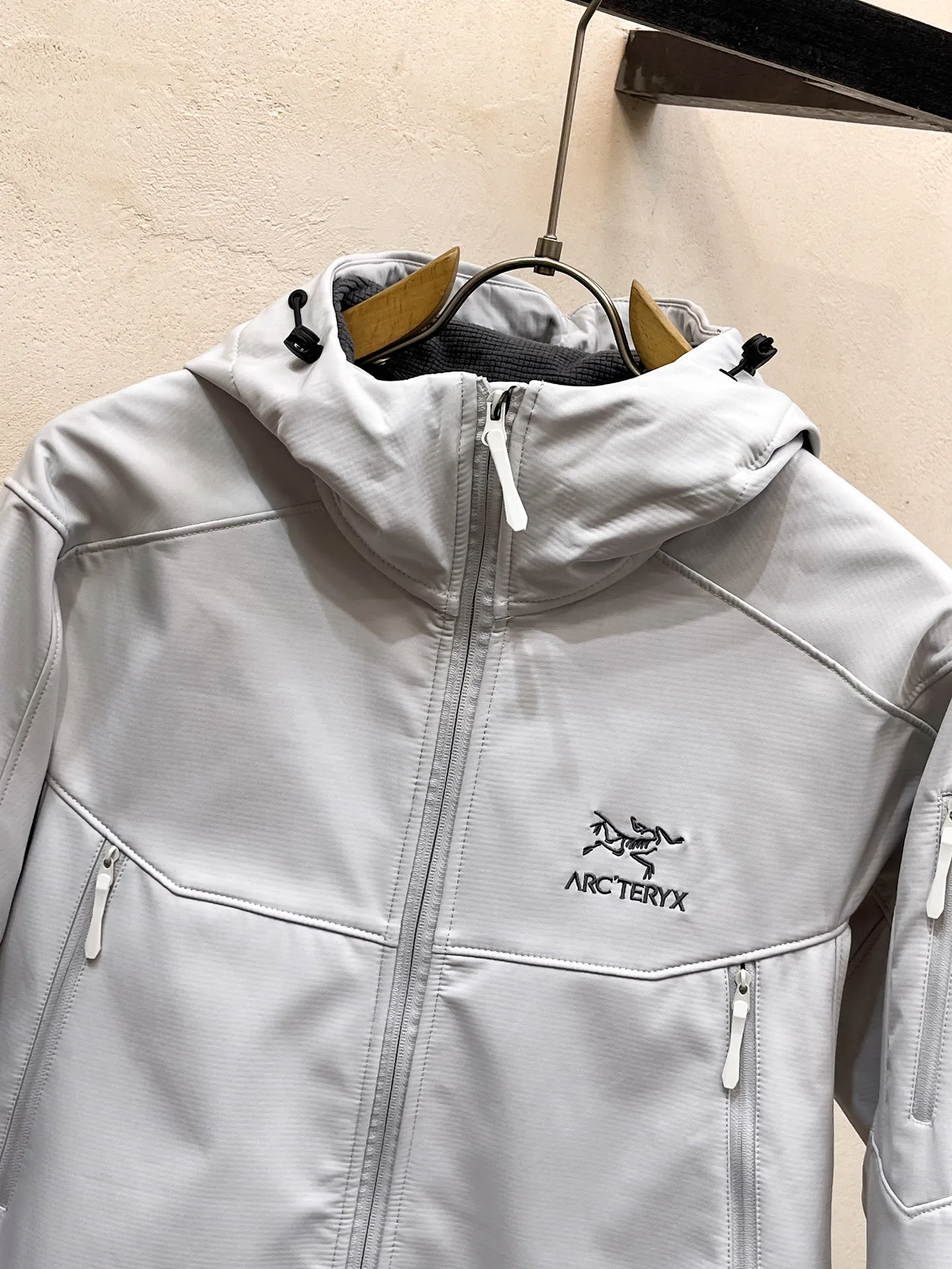 Same Style， ， 2026 New Arrival ，Original Premium Breathable ， ， ， Quality。 ， Sizes：M～3XL
